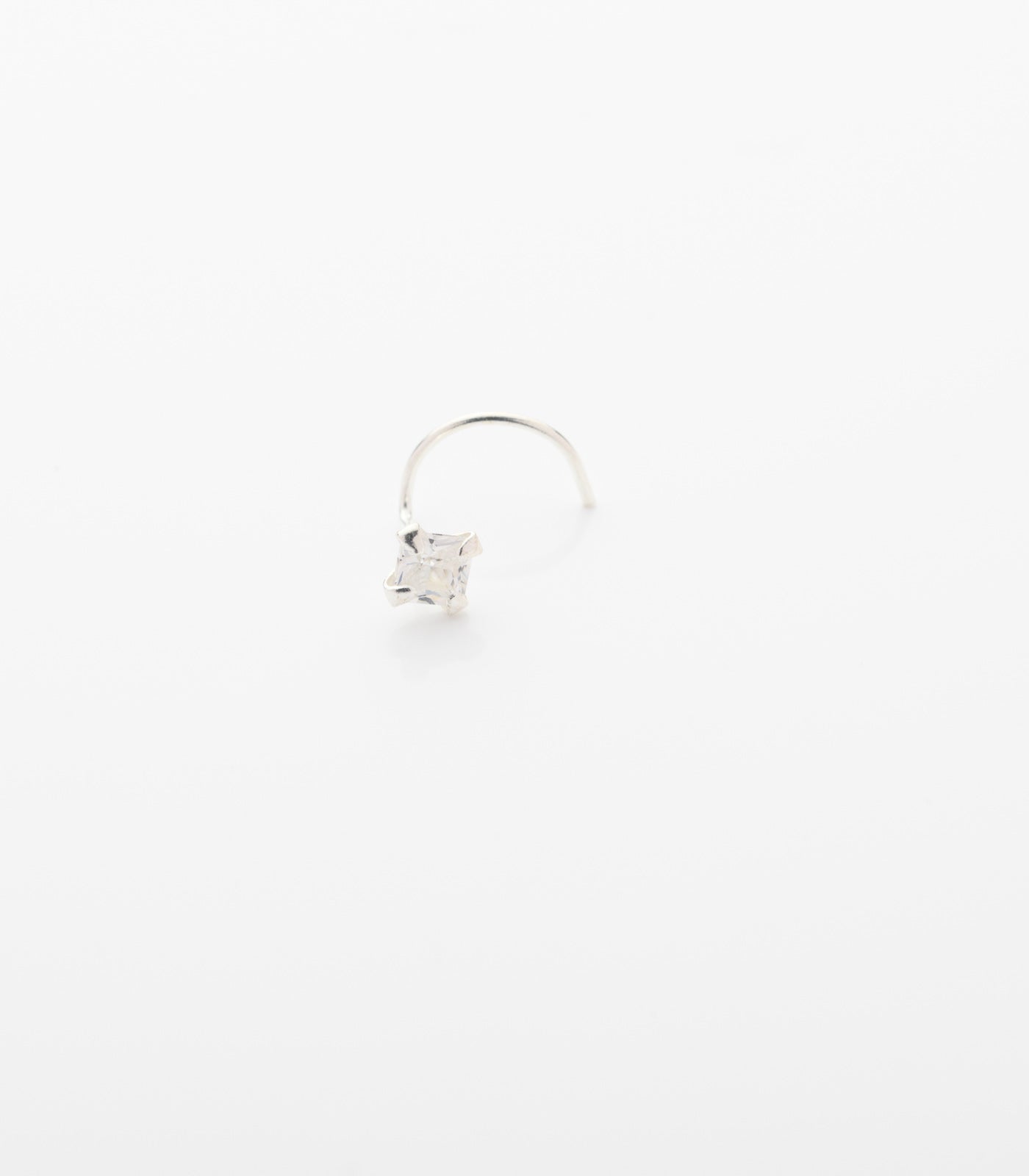 Silver Simple Nose Pin