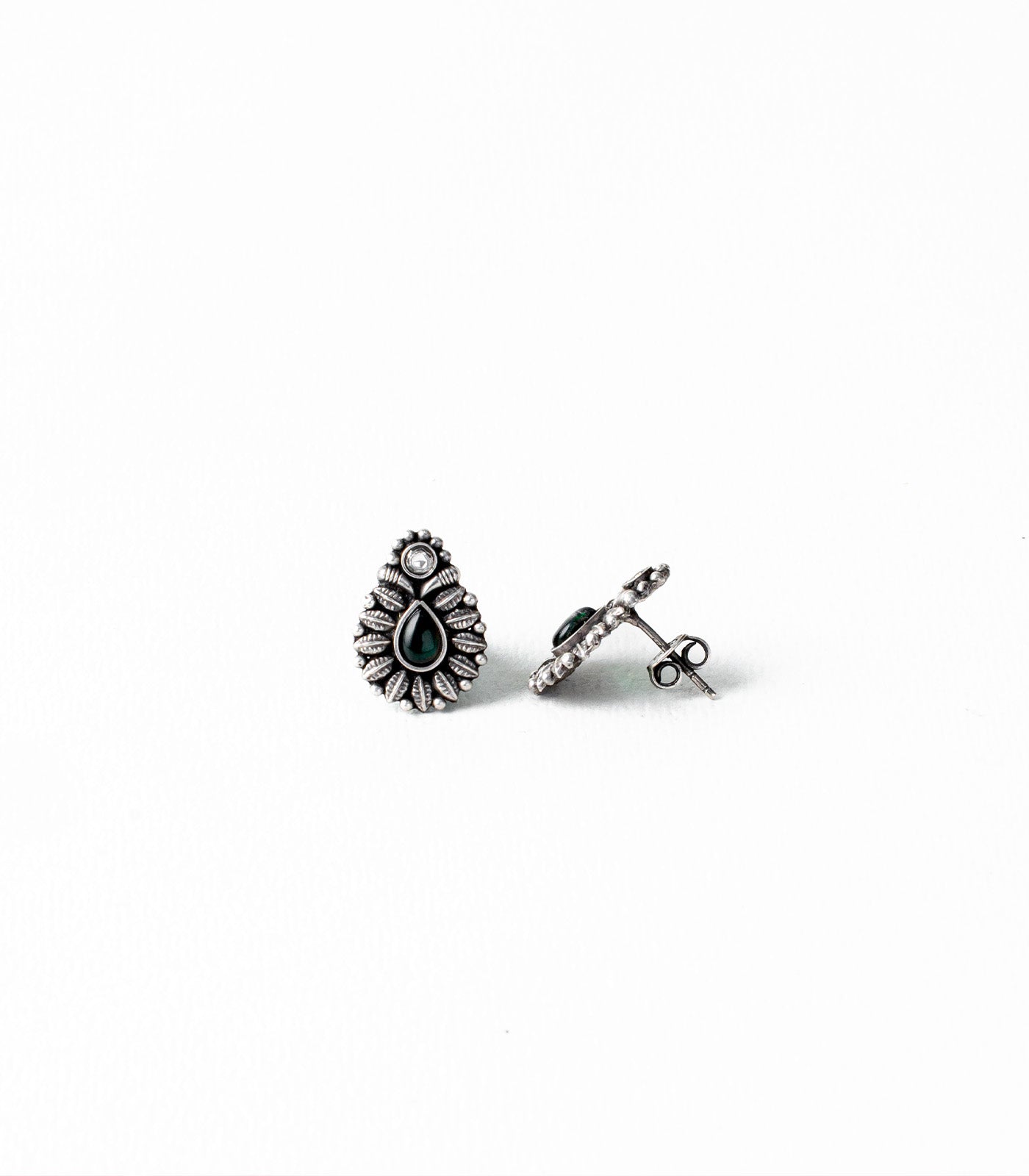 Green Stone Leafy Drop Oxidized Tops (Silver)