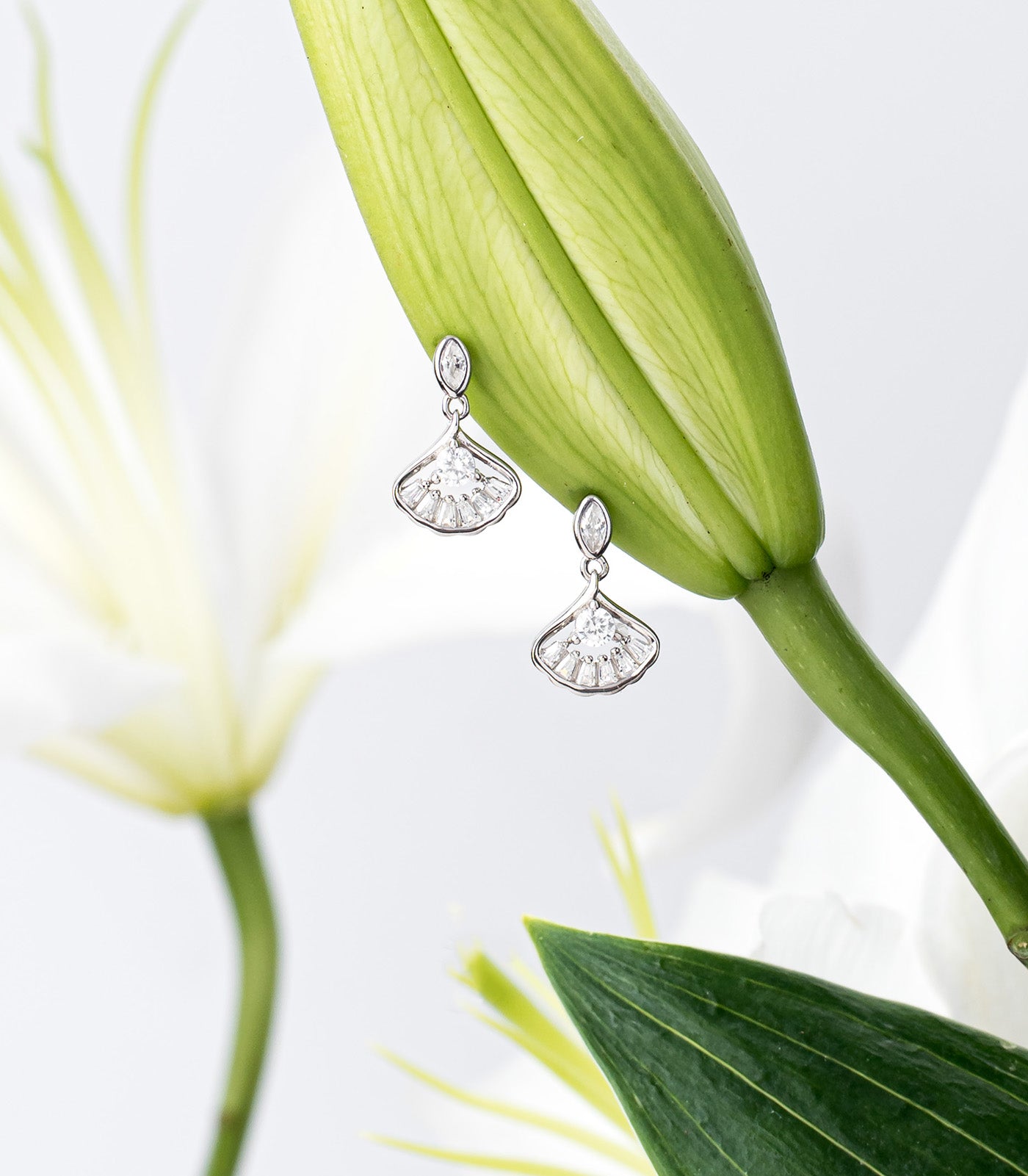 Seashell Shaped Tops (Silver)