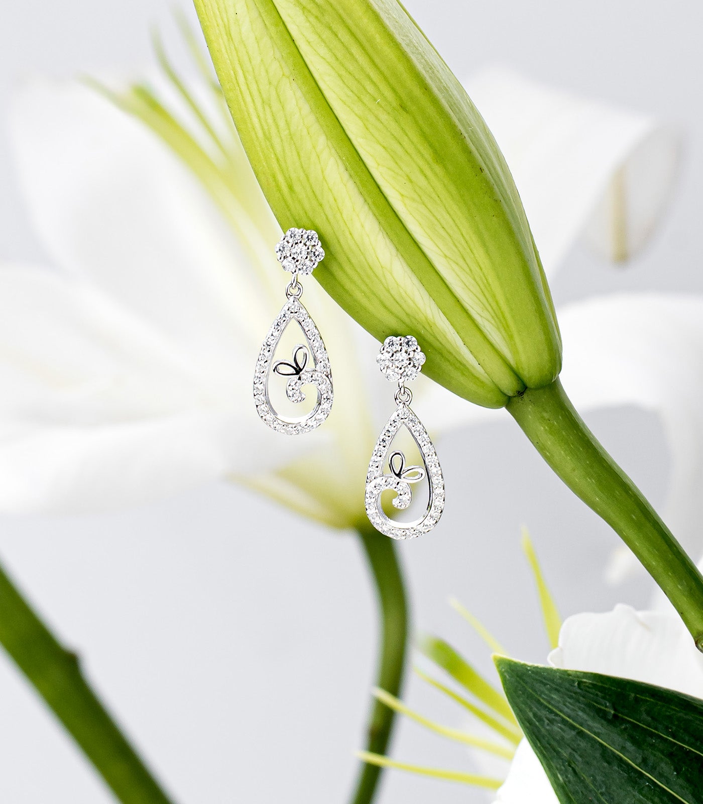 Shining Petal Drop Tops (Silver)