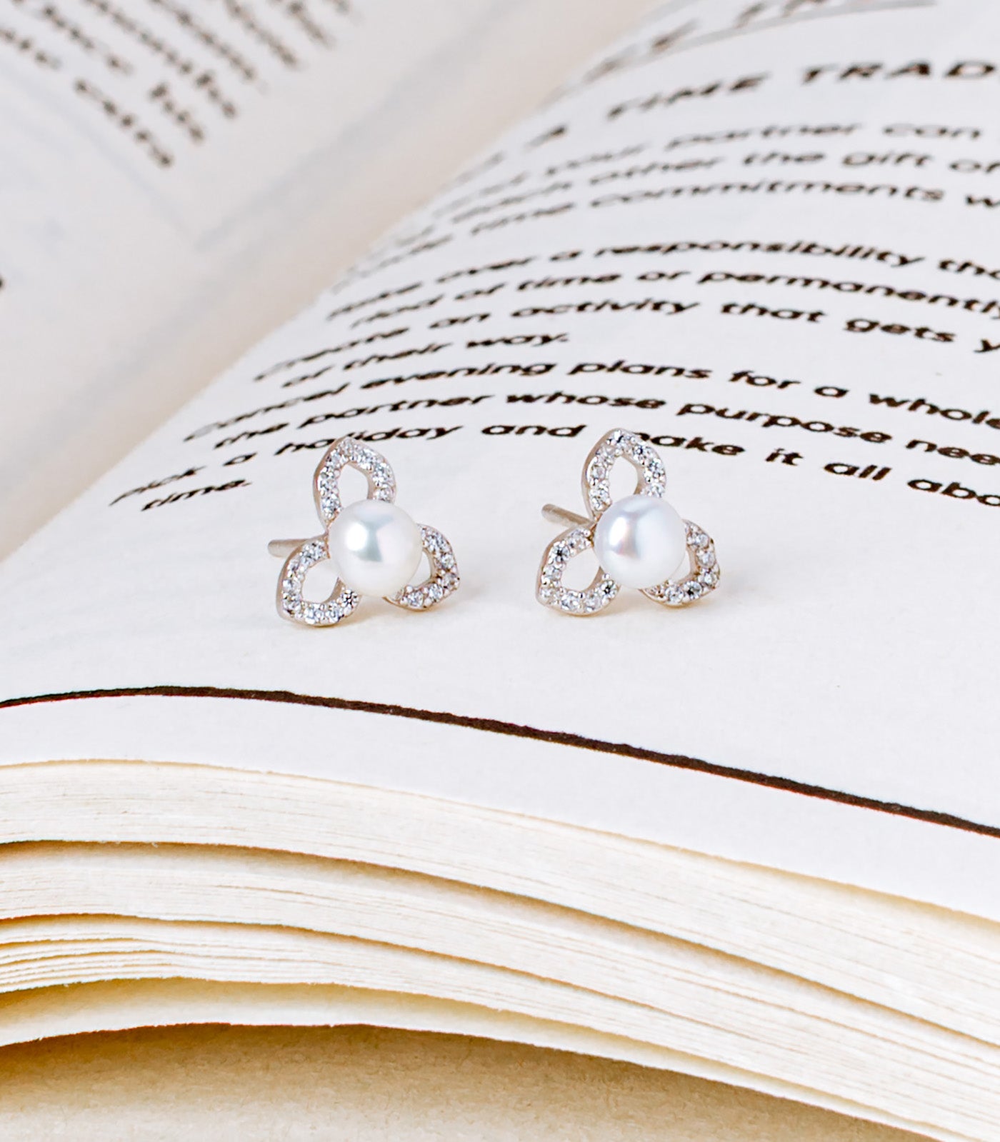 Pearl Triplet Tops (Silver)
