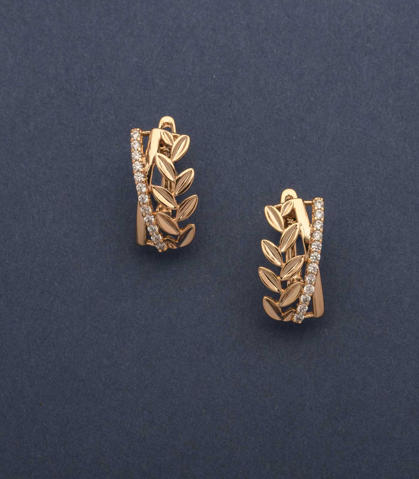 Flawless Brass Leaves Earrings (Brass)