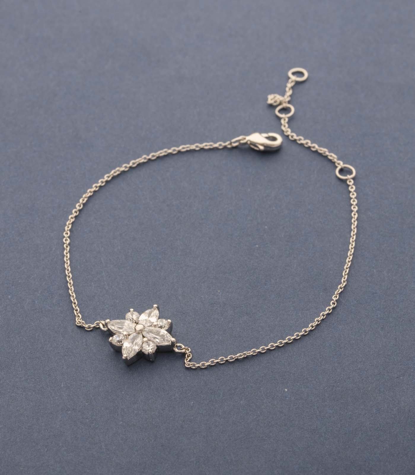 Flawless Decorative Silver Flower Bracelet (Brass)