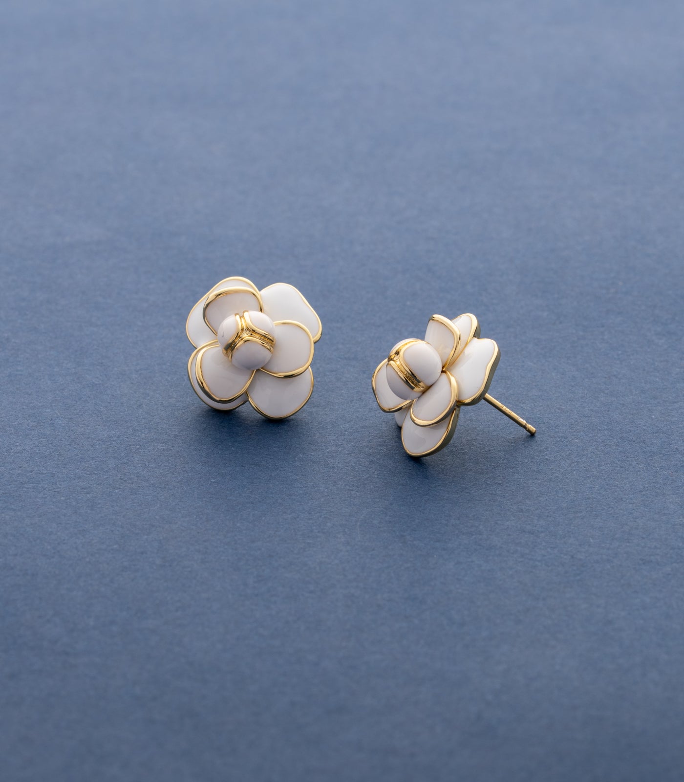 Flower Ecstasy Earrings White (Brass)