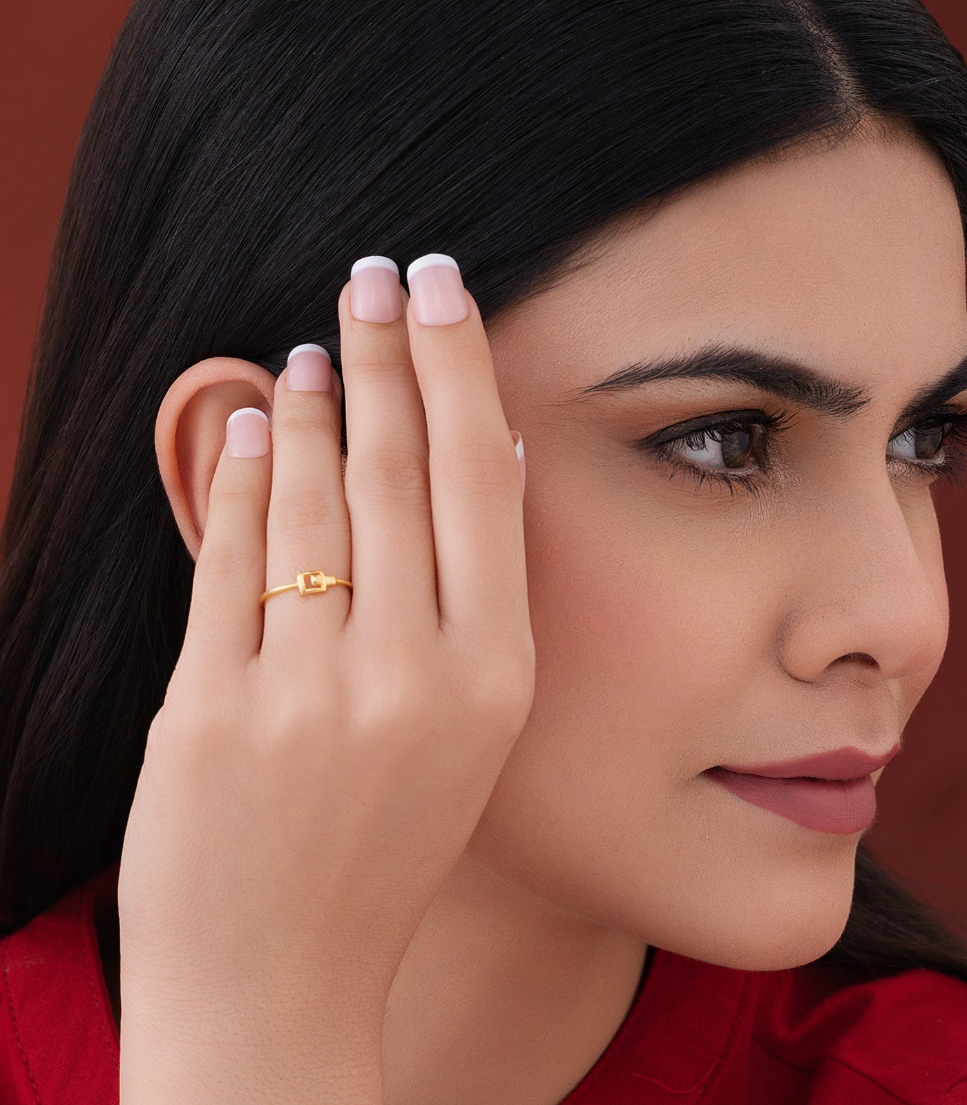 Stunning Square Gold Finger Ring