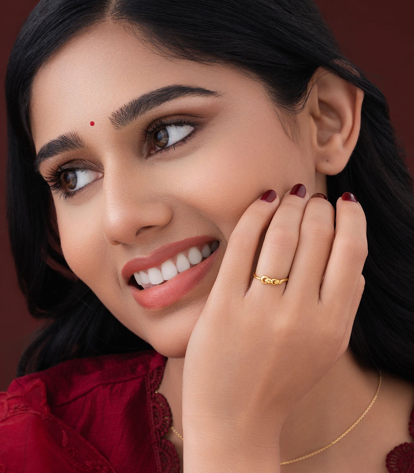 Precious Promise Gold Finger Ring