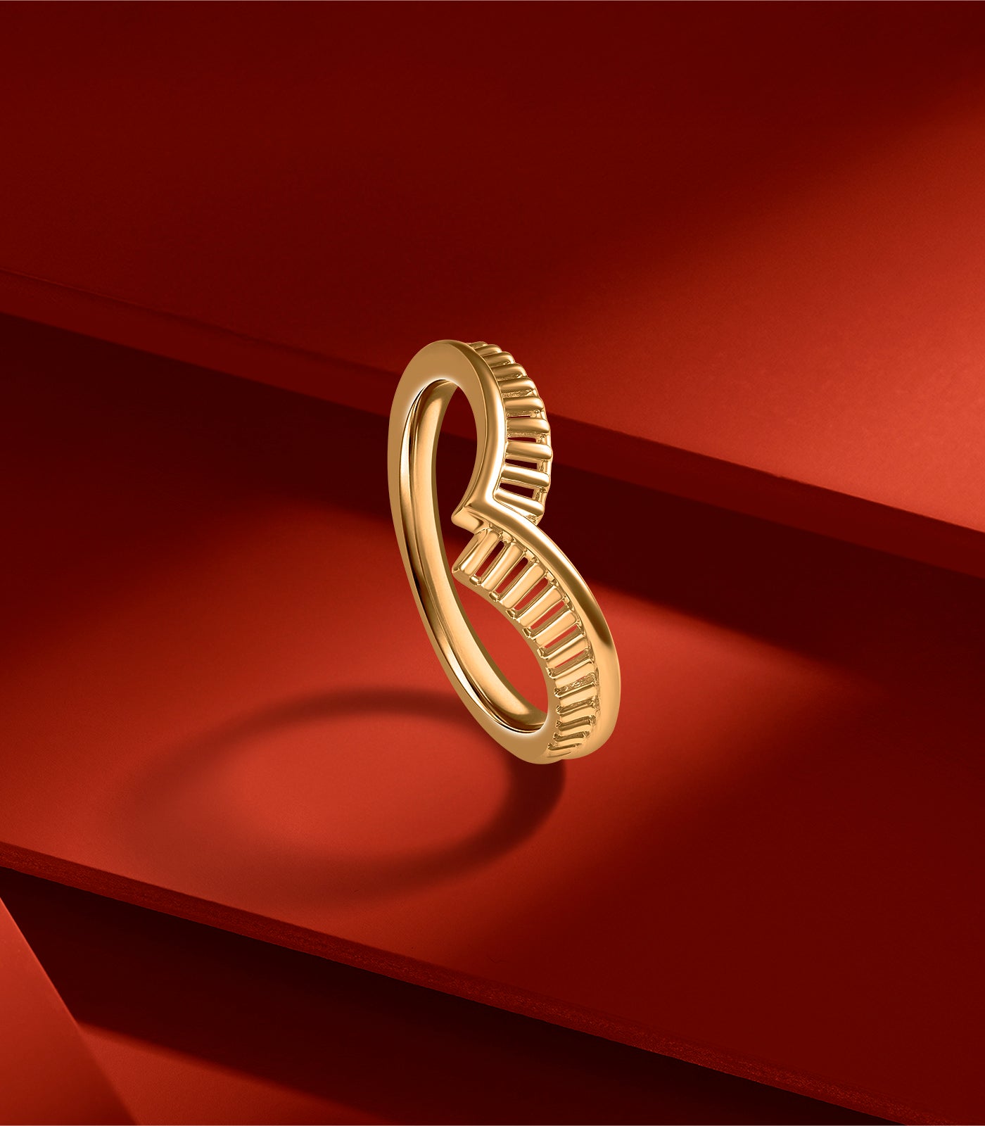 Textured Chevron Gold Finger Ring