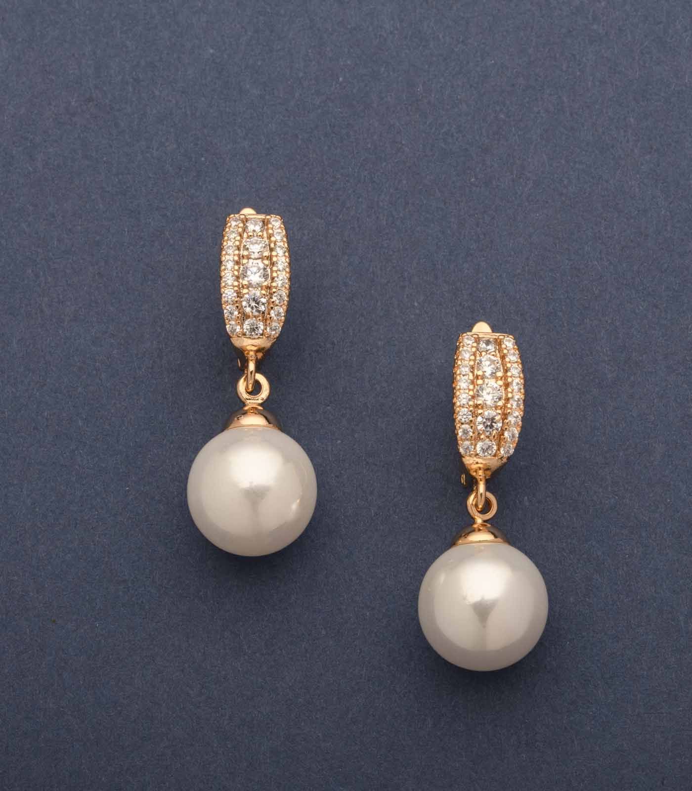 Lovely Falling Drops Of Pearls Earrings (Brass)