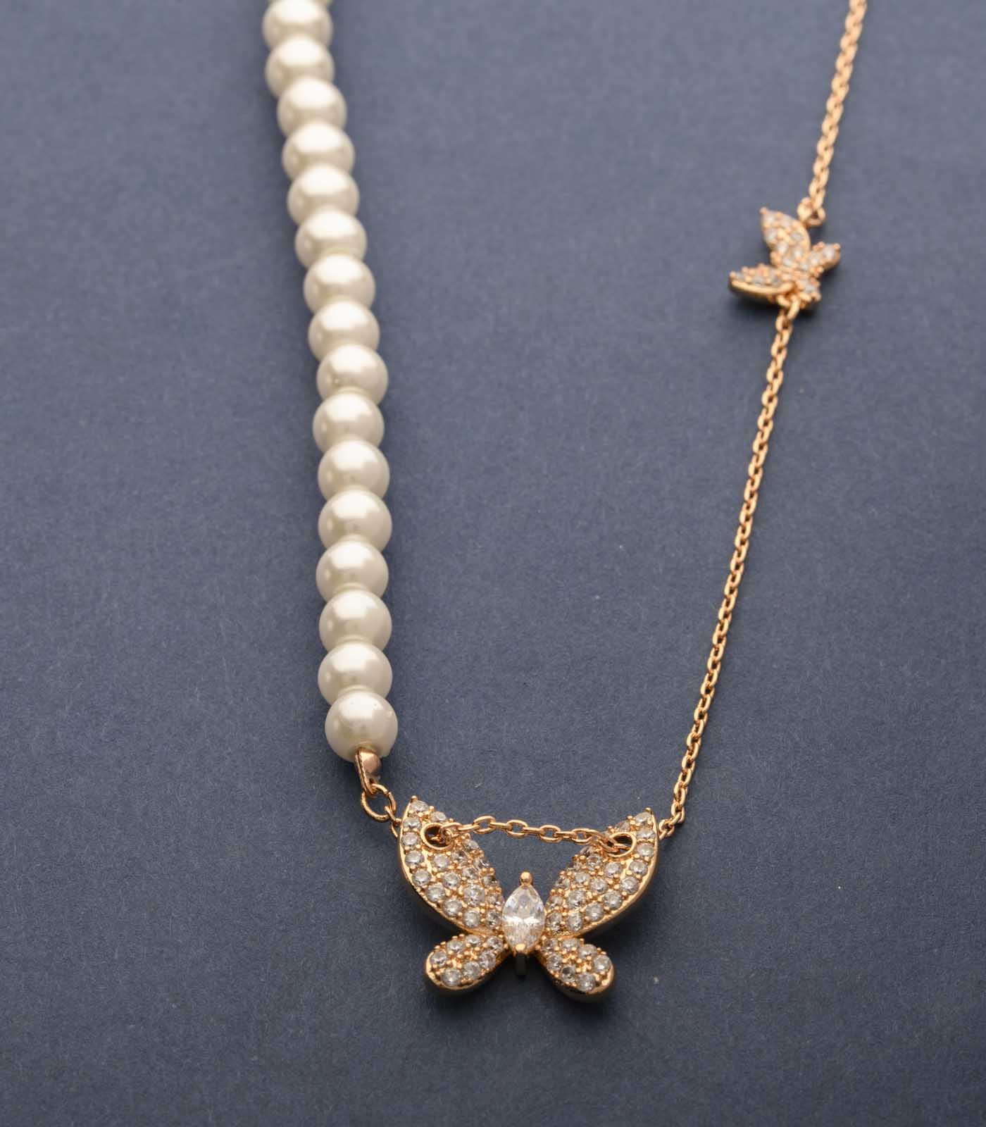 Morden Stylish Wings Of Pearls Necklace (Brass)