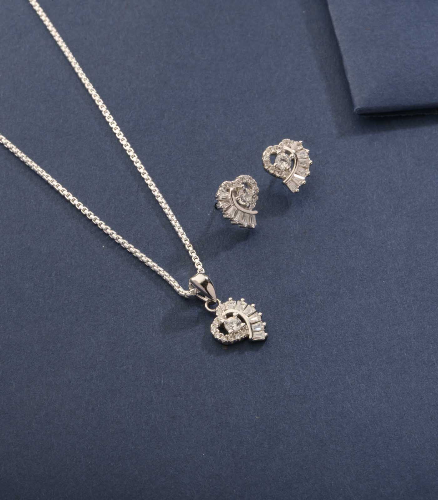 Pieces Of A Broken Heart Pendant Set (Silver)