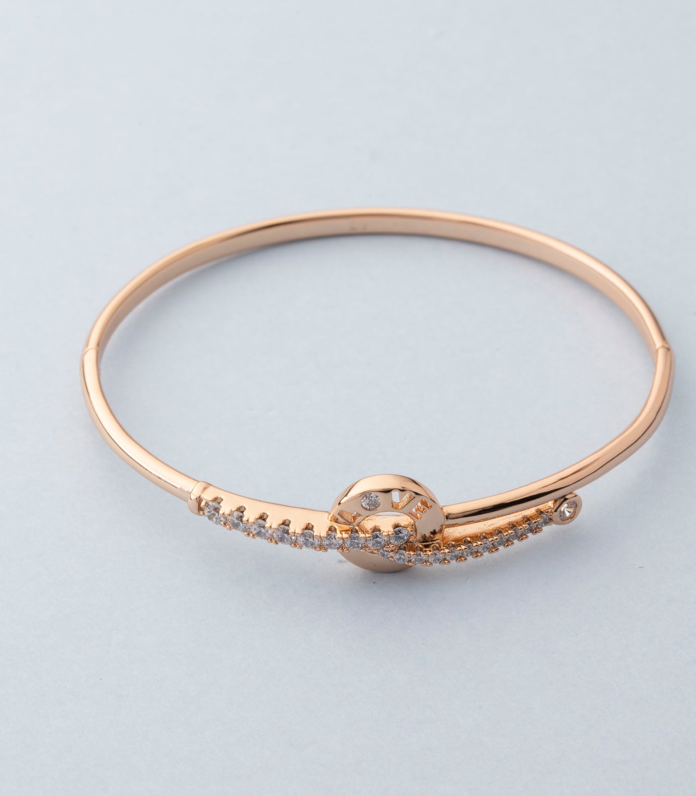 Royal shell bracelet (Brass)