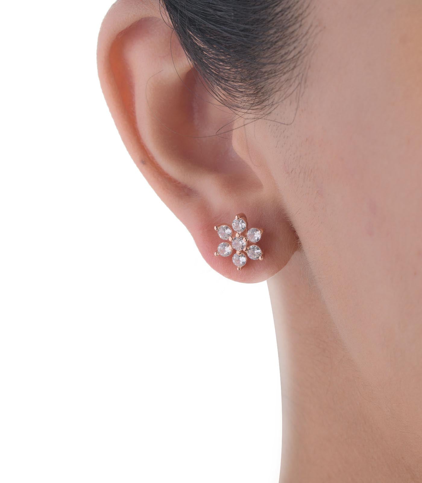 Flowery Snowflake Stud Tops (Silver)