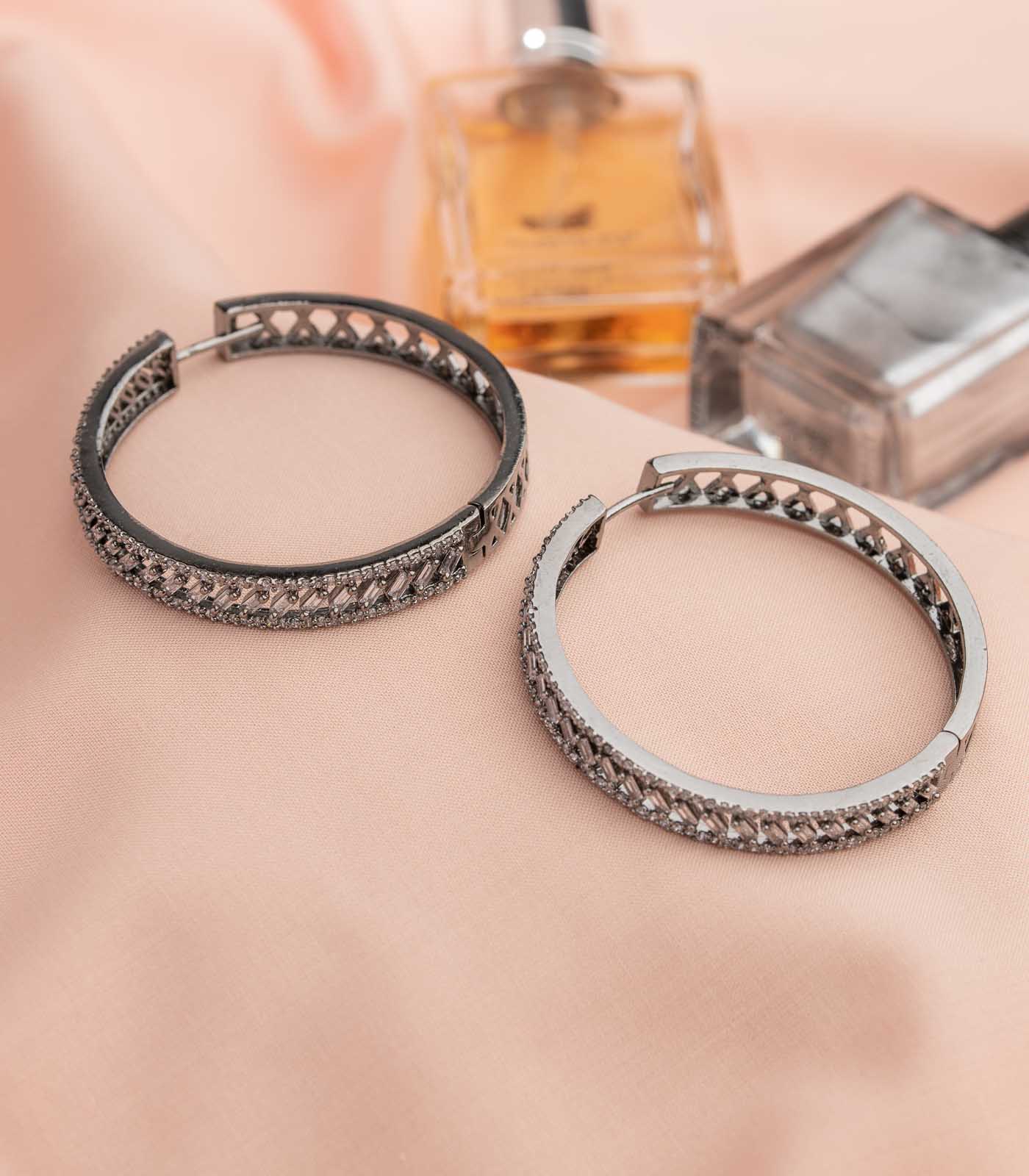 Silver Laced Clickers Earrings (Brass)