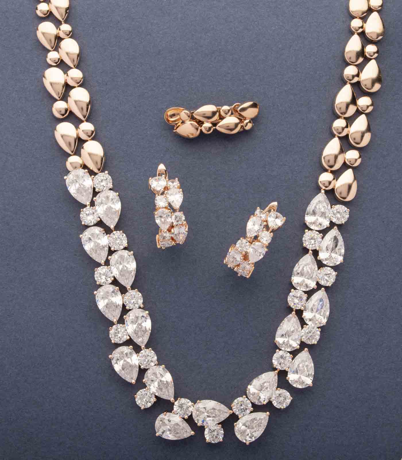 Stylish White Stone Necklace (Brass)
