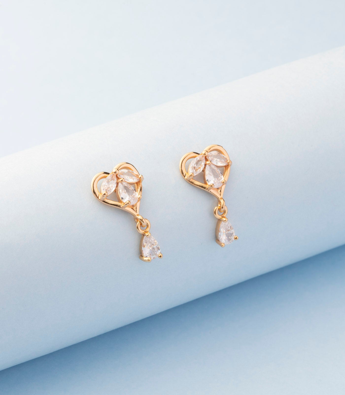 Three petals dazzle earrings (Brass)